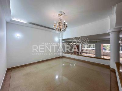 Casa de 3 alcobas en venta en Campestre, Envigado, 229 m² · foto 5 de 20