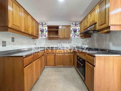 Casa de 3 alcobas en venta en Campestre, Envigado, 229 m² · foto 13 de 20