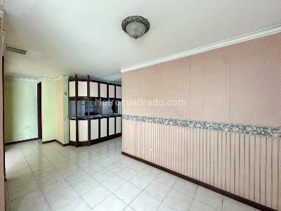 Apartaestudio en venta en El Diamante, Medellín, 95 m² · foto 5 de 20