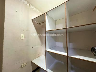 Apartaestudio en venta en El Diamante, Medellín, 95 m² · foto 10 de 20