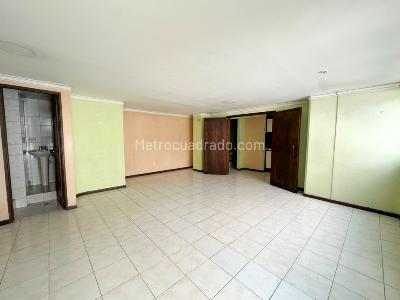 Apartaestudio en venta en El Diamante, Medellín, 95 m² · foto 17 de 20