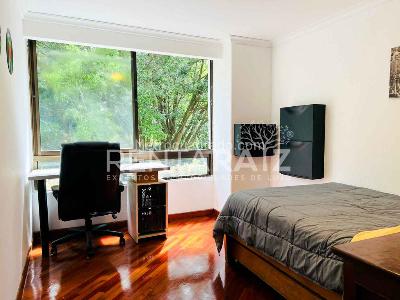 Apartamento de 4 alcobas en venta en El Poblado, Medellín, 212 m² · foto 15 de 20