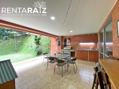 Casa de 4 alcobas en venta en Benedictinos, Envigado, 400 m² · foto 13 de 20
