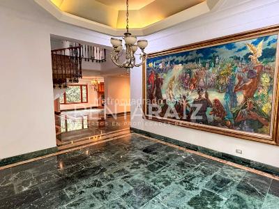 Casa de 3 alcobas en arriendo en El Poblado, Medellín, 578 m² · foto 4 de 20