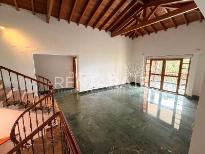 Casa de 3 alcobas en arriendo en El Poblado, Medellín, 578 m² · foto 15 de 20
