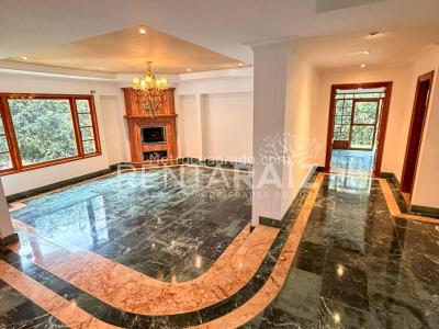 Casa de 3 alcobas en venta en El Poblado, Medellín, 578 m² · foto 8 de 20