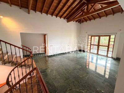 Casa de 3 alcobas en venta en El Poblado, Medellín, 578 m² · foto 15 de 20