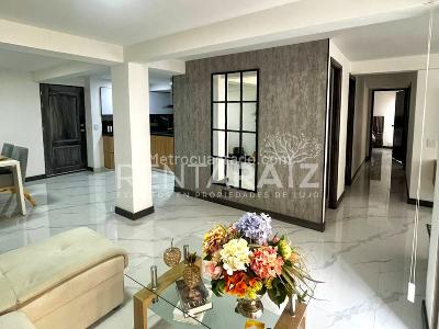 Apartamento de 3 alcobas en venta en Belen, Medellín, 107 m² · foto 3 de 20