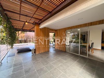 Casa de 3 alcobas en venta en Centro, Envigado, 300 m² · foto 8 de 20