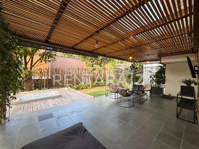 Casa de 3 alcobas en venta en Centro, Envigado, 300 m² · foto 13 de 20