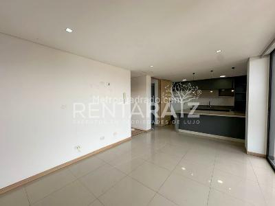 Apartamento de 3 alcobas en venta en Santa Monica, Medellín, 182 m² · foto 2 de 20