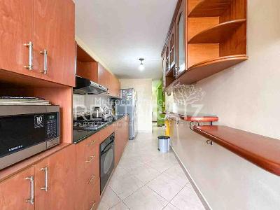 Apartamento de 3 alcobas en venta en El Poblado, Medellín, 105 m² · foto 8 de 20