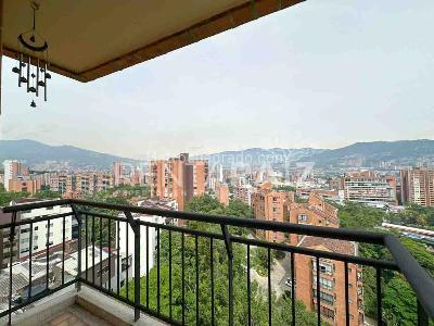 Apartamento de 3 alcobas en venta en El Poblado, Medellín, 105 m² · foto 18 de 20