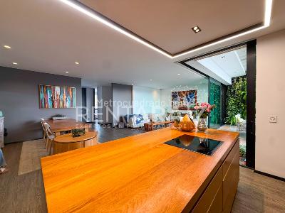 Apartamento de 3 alcobas en venta en Los Balsos, Medellín, 181 m² · foto 14 de 20