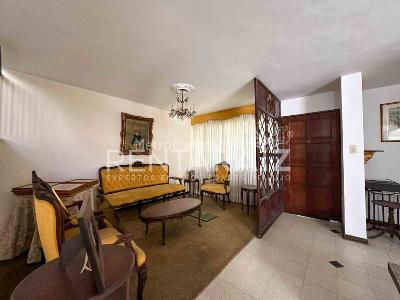 Casa de 5 alcobas en venta en Simon Bolivar, Medellín, 265 m² · foto 3 de 20