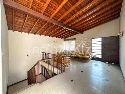 Casa de 5 alcobas en venta en Simon Bolivar, Medellín, 265 m² · foto 18 de 20
