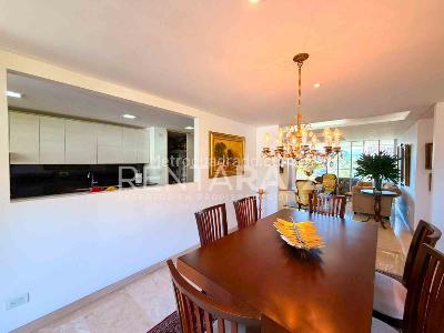 Apartamento de 3 alcobas en venta en El Tesoro, Medellín, 240 m² · foto 13 de 20