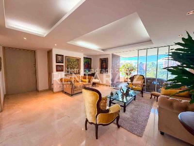 Apartamento de 3 alcobas en venta en El Tesoro, Medellín, 240 m² · foto 14 de 20