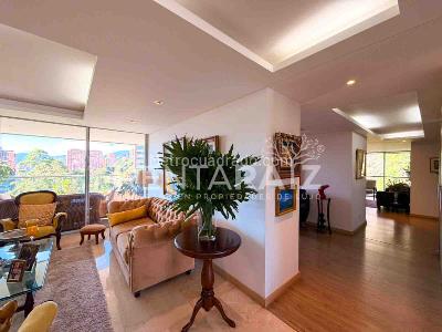 Apartamento de 3 alcobas en venta en El Tesoro, Medellín, 240 m² · foto 3 de 20