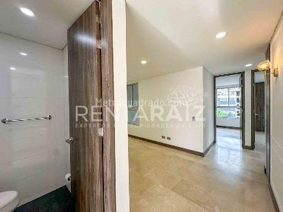Apartamento de 3 alcobas en arriendo en Loma De Los Parra, Medellín, 125 m² · foto 11 de 20