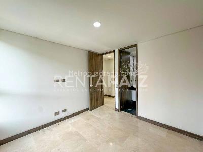 Apartamento de 3 alcobas en arriendo en Loma De Los Parra, Medellín, 125 m² · foto 19 de 20