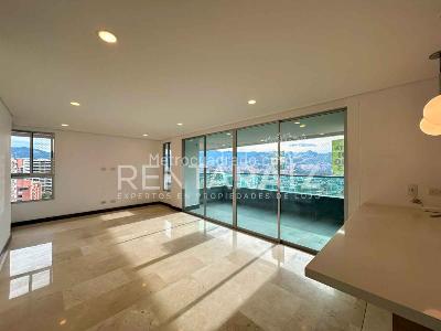 Apartamento de 3 alcobas en arriendo en Loma De Los Parra, Medellín, 125 m² · foto 2 de 20