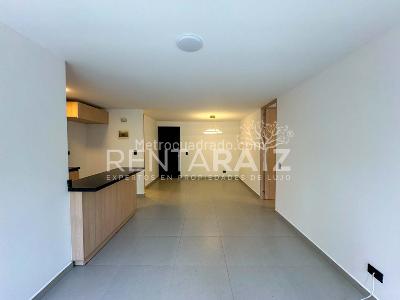 Apartamento de 1 alcoba en arriendo en El Poblado, Medellín, 63 m² · foto 3 de 20