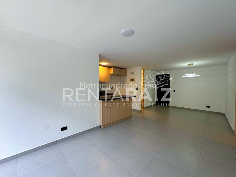 1BR Apartment in El Poblado (63 m²) - 4