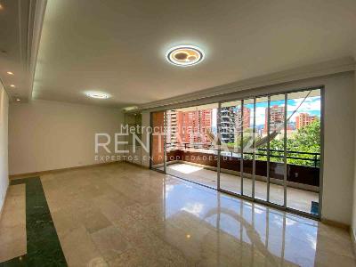 Apartamento de 3 alcobas en arriendo en Loma De Los Parra, Medellín, 150 m² · foto 2 de 20