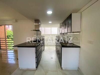 Apartamento de 3 alcobas en arriendo en Loma De Los Parra, Medellín, 150 m² · foto 15 de 20