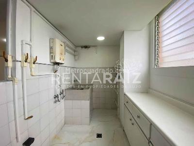 Apartamento de 3 alcobas en arriendo en Loma De Los Parra, Medellín, 150 m² · foto 16 de 20