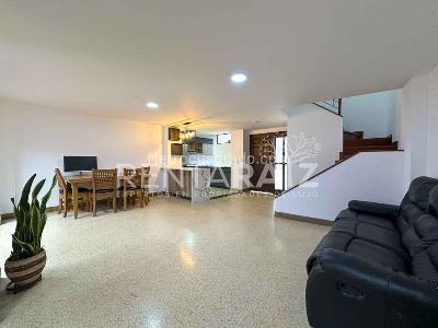 Casa de 4 alcobas en venta en Intermedia, Envigado, 245 m² · foto 4 de 20