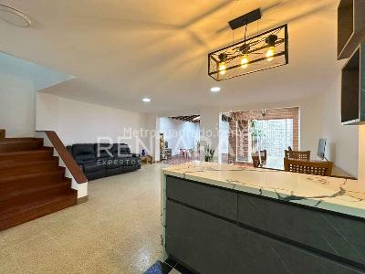 Casa de 4 alcobas en venta en Intermedia, Envigado, 245 m² · foto 8 de 20