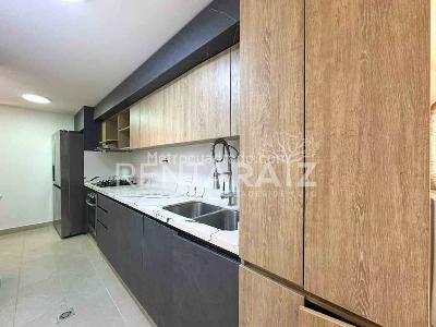 Casa de 4 alcobas en venta en Intermedia, Envigado, 245 m² · foto 9 de 20