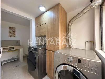 Casa de 4 alcobas en venta en Intermedia, Envigado, 245 m² · foto 10 de 20