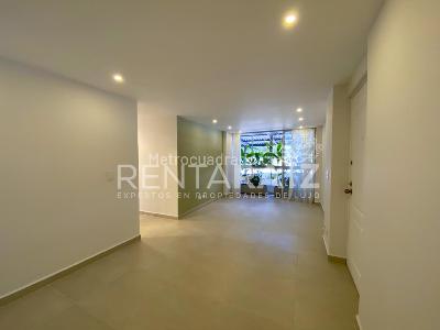 Apartamento de 3 alcobas en arriendo en Los Balsos, Medellín, 72 m² · foto 2 de 20