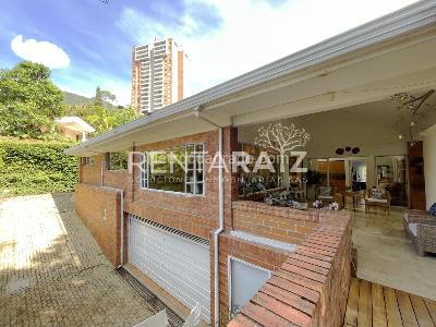 Casa de 4 alcobas en venta en El Poblado, Medellín, 250 m² · foto 16 de 20