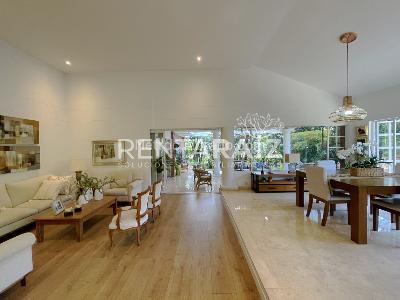 Casa de 4 alcobas en venta en El Poblado, Medellín, 250 m² · foto 2 de 20