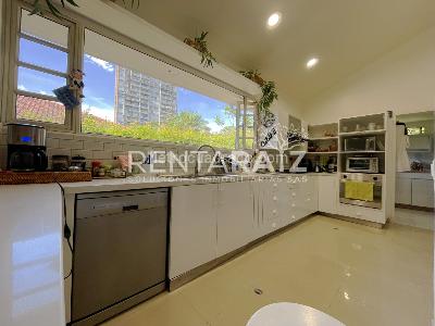 Casa de 4 alcobas en venta en El Poblado, Medellín, 250 m² · foto 8 de 20