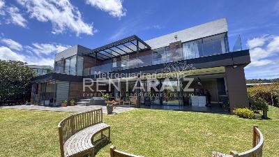 Casa de 3 alcobas en venta en Alto De Las Palmas, Envigado, 450 m² · foto 3 de 20