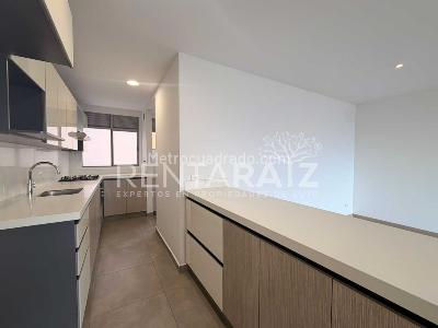 Apartamento de 3 alcobas en venta en Loma De Las Brujas, Envigado, 130 m² · foto 10 de 20