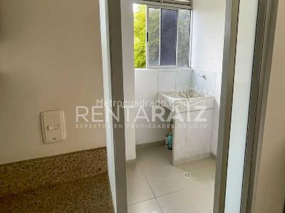 Apartamento de 2 alcobas en venta en El Poblado, Medellín, 120 m² · foto 12 de 20