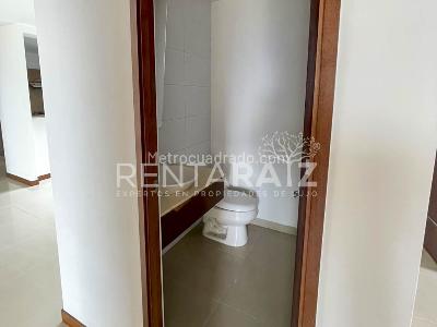Apartamento de 2 alcobas en venta en El Poblado, Medellín, 120 m² · foto 17 de 20