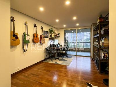 Apartamento de 3 alcobas en venta en Poblado La Calera, Medellín, 243 m² · foto 5 de 20