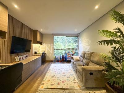 Apartamento de 3 alcobas en venta en Las Lomas, Medellín, 322 m² · foto 17 de 20