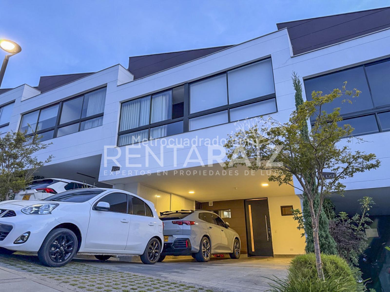 Casa de 3 habitaciones en venta en San Lucas, Medellín — imagen 1 de 20