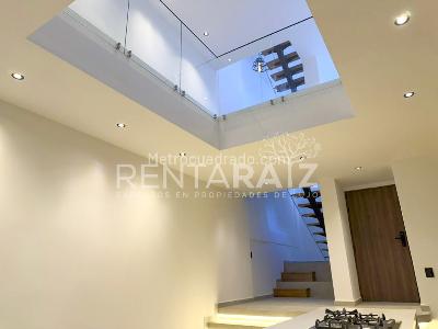 Casa en arriendo en El Poblado, Medellín · foto 4 de 20