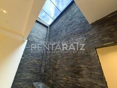 Casa en arriendo en El Poblado, Medellín · foto 5 de 20