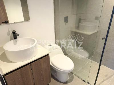 Casa en arriendo en El Poblado, Medellín · foto 14 de 20