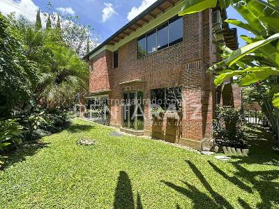 Casa de 3 alcobas en venta en Cola Del Zorro, Medellín, 340 m² · foto 12 de 20